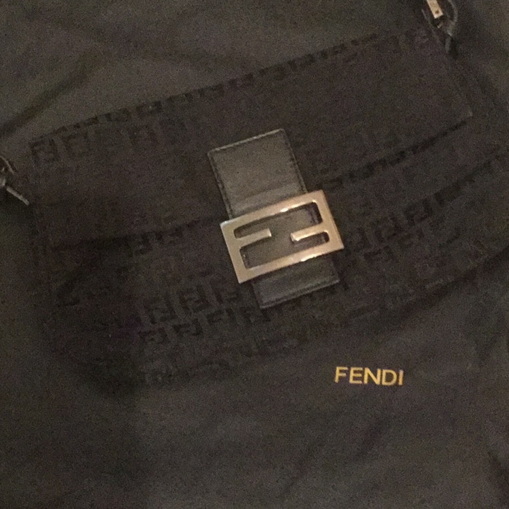 FENDI shoulder bag